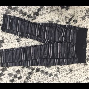 Betsy Johnson workout 3/4 pants